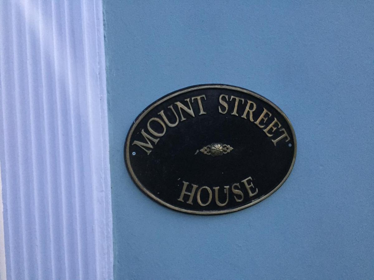 Mount Street House Bed & Breakfast Brecon Eksteriør bilde